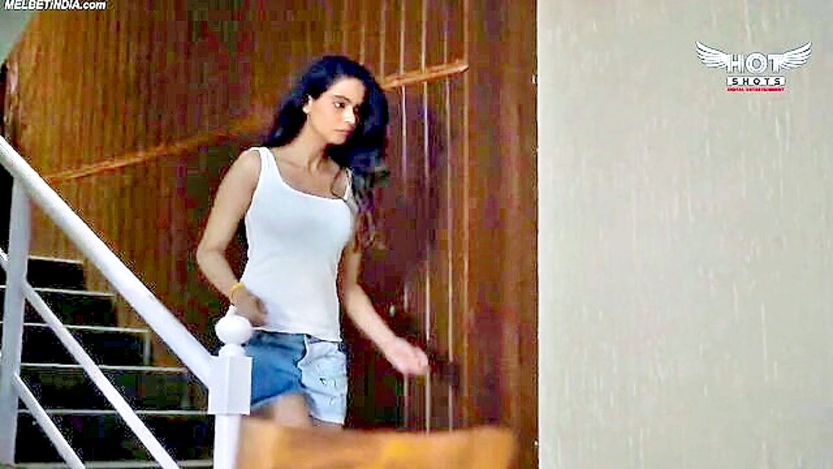 Amateur Indian Girls Show Off Their Hottest Assets In Web Series